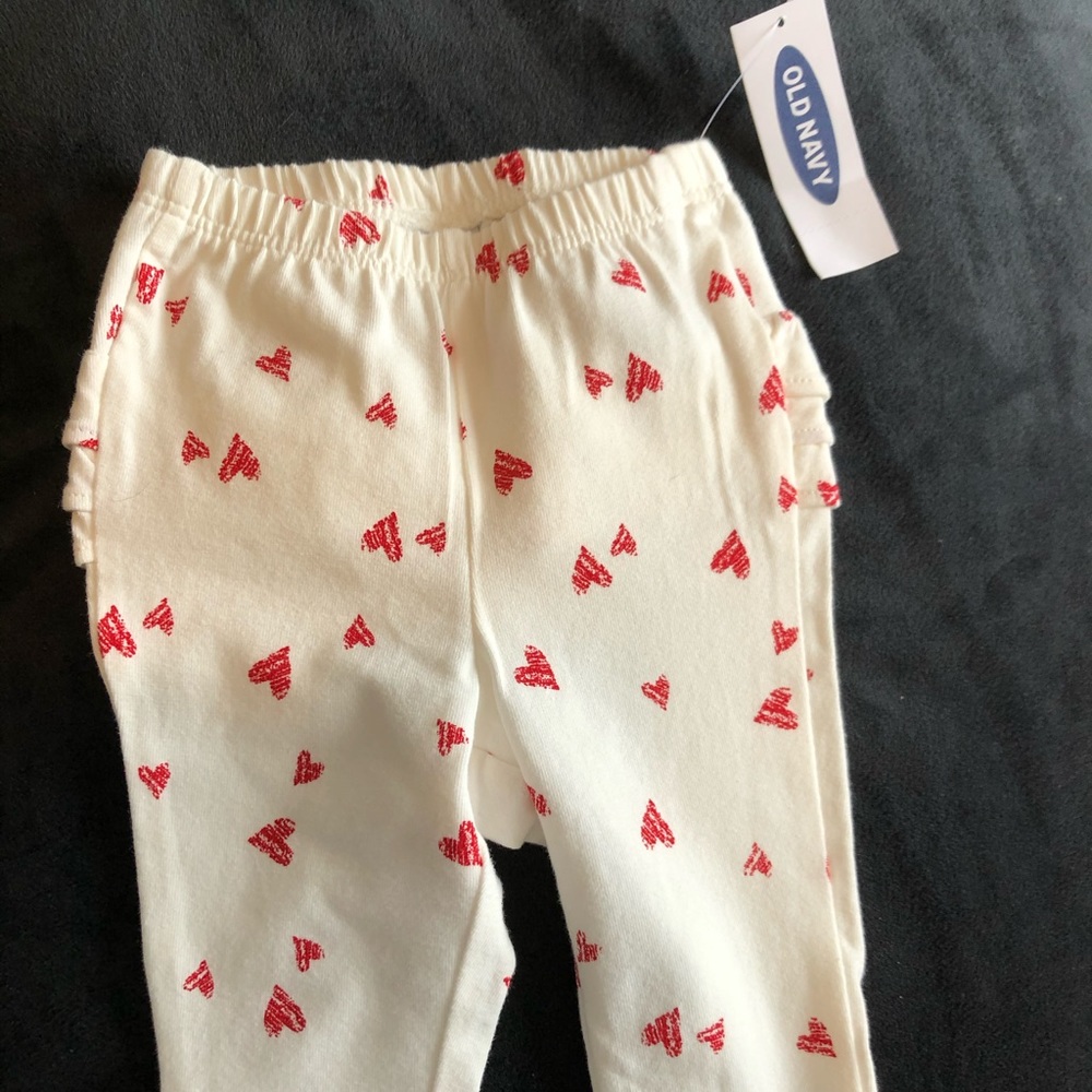 NWT heart/ruffle pants